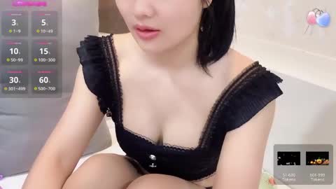 Snapshot of miixuuee chatting on June 2026 01:18:01 AM Ema online show from June 2026 01:18:01 AM