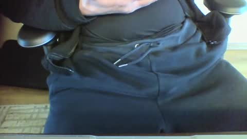 mik online show from March 2025 10:37:01 AM