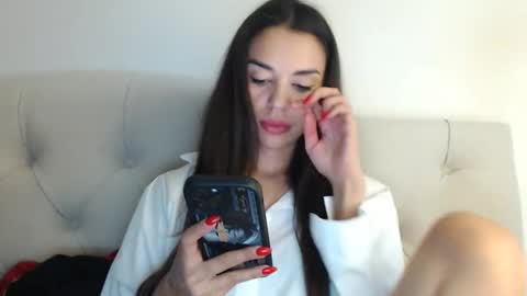 Mika online show from September 2025 07:50:01 PM