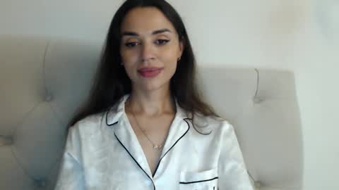 Mika online show from October 2025 10:32:02 PM