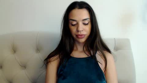 Mika online show from November 2025 05:57:02 PM