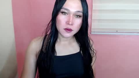 Snapshot of mika_oka chatting on February 2025 10:48:02 AM Hi im Avah online show from February 2025 10:48:02 AM