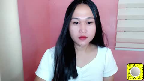 Snapshot of mika_oka chatting on March 2025 09:56:01 PM Hi im Avah online show from March 2025 09:56:01 PM