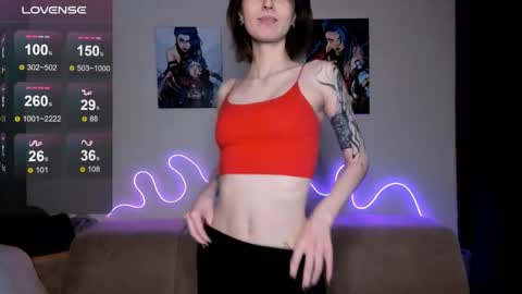 Snapshot of mika_reid chatting on June 2026 11:05:01 AM Mika online show from June 2026 11:05:01 AM
