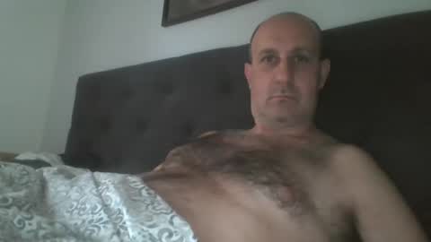 mikael_r52 online show from May 2026 05:59:01 AM