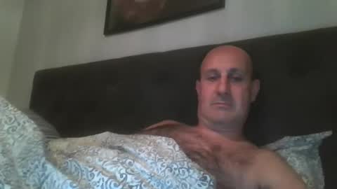 Snapshot of mikael_r52 chatting on May 2026 10:17:01 PM mikael_r52 online show from May 2026 10:17:01 PM