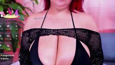 Snapshot of mikaela_lust chatting on November 2025 04:28:02 PM Mikaela Lust online show from November 2025 04:28:02 PM