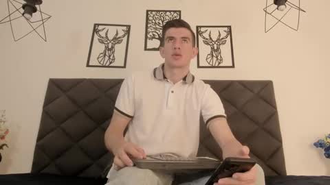 mikael online show from March 2025 05:24:02 AM