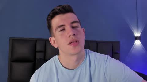 mikael online show from September 2025 04:16:01 AM