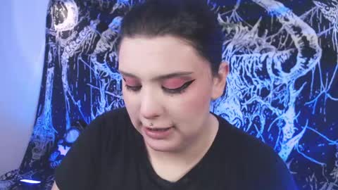 Snapshot of mikaskullcs chatting on April 2026 10:04:02 PM Mika online show from April 2026 10:04:02 PM