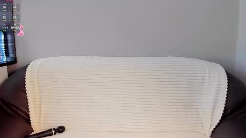 mikasssu online show from November 2025 09:32:01 AM