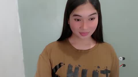 Kyla online show from October 2025 06:19:01 AM