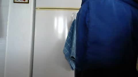 mike26051 online show from December 2024 04:09:01 PM