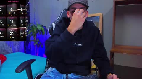 Mike 0233 online show from March 2025 04:27:02 AM