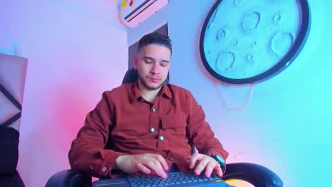 Snapshot of mike_256 chatting on January 2026 11:25:01 AM Mike online show from January 2026 11:25:01 AM