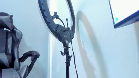 Snapshot of mike_256 chatting on February 2026 11:14:02 AM Mike online show from February 2026 11:14:02 AM