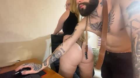 Mike and anna online show from January 2026 08:45:01 PM