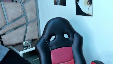 Mike Belle online show from January 2025 10:15:02 PM