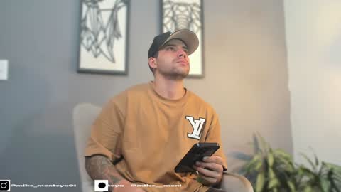 Mike Montoya online show from February 2025 02:17:01 AM