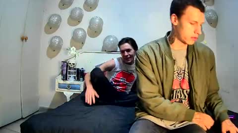 Hot Buns online show from April 2026 12:08:02 PM