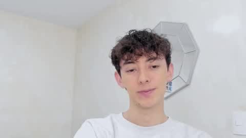 Mikebelf4 online show from December 2025 09:52:02 PM