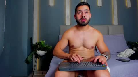 Mike Blare online show from December 2024 07:11:02 PM