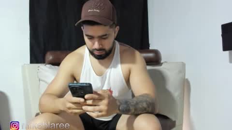 mikeblaree online show from November 2025 05:44:01 PM