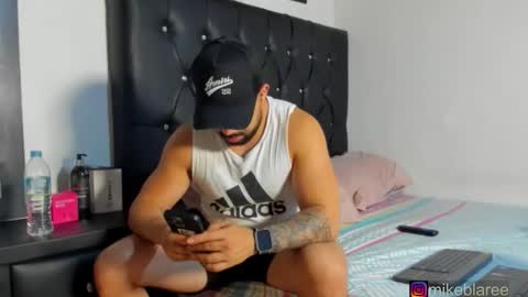 mikeblaree online show from February 2026 07:18:01 PM