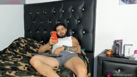 mikeblaree online show from April 2026 08:53:01 PM