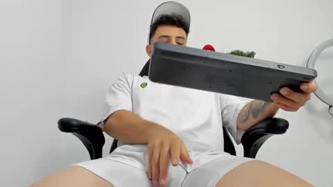 Mike Cooper online show from October 2025 04:32:01 AM