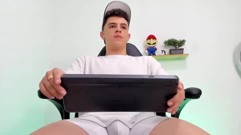 Mike Cooper online show from October 2025 12:32:02 AM