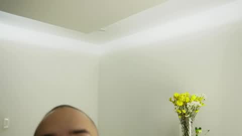 M i k e Crusoe online show from April 2026 11:30:02 PM