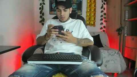 mikee_scooth online show from January 2025 03:46:01 AM