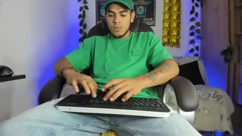 mikee_scooth online show from January 2025 08:30:02 PM