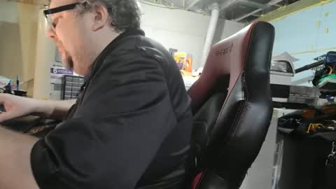 mikejws online show from October 2025 07:59:01 PM