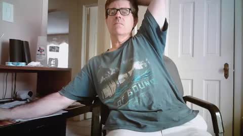 Mike online show from September 2025 06:18:02 PM