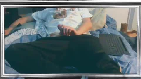 Snapshot of mikey_silver chatting on December 2024 02:34:02 AM mikey_silver online show from December 2024 02:34:02 AM