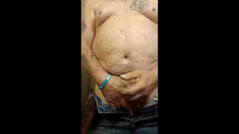 Snapshot of mikeyliksclits chatting on May 2026 07:31:01 PM mikeyliksclits online show from May 2026 07:31:01 PM