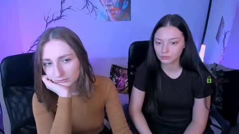 Miki online show from October 2025 05:41:02 AM