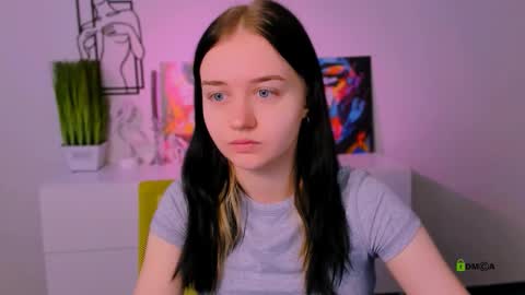 miki_ti online show from November 2025 06:01:01 AM