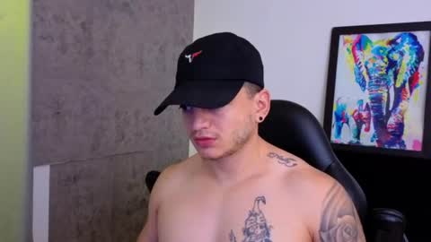 Snapshot of mikke_love chatting on August 2026 02:41:02 PM MIKKE online show from August 2026 02:41:02 PM