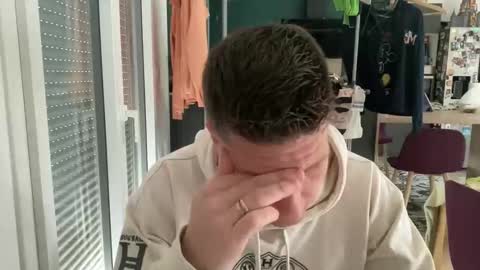 miklp8463 online show from April 2026 09:04:01 AM