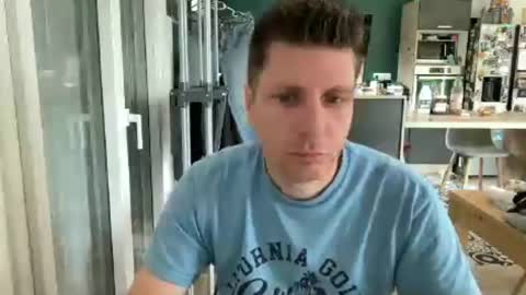 Snapshot of miklp8463 chatting on May 2026 08:22:02 AM miklp8463 online show from May 2026 08:22:02 AM