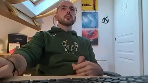 Snapshot of mikmik91 chatting on January 2025 04:08:02 PM mikmik91 online show from January 2025 04:08:02 PM