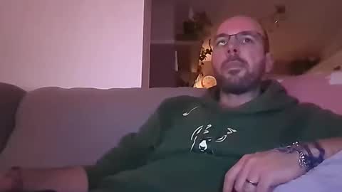 Snapshot of mikmik91 chatting on February 2026 12:47:02 AM mikmik91 online show from February 2026 12:47:02 AM