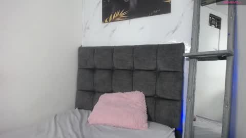 Mikoto Urb online show from January 2025 11:24:01 PM