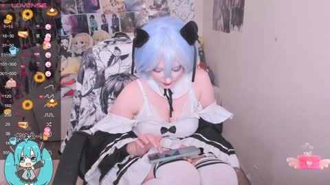Miku online show from December 2024 11:36:01 PM