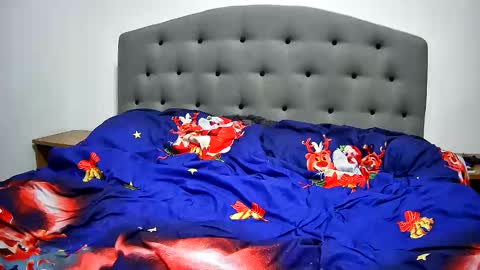 Mikyloveu online show from December 2024 07:18:02 PM