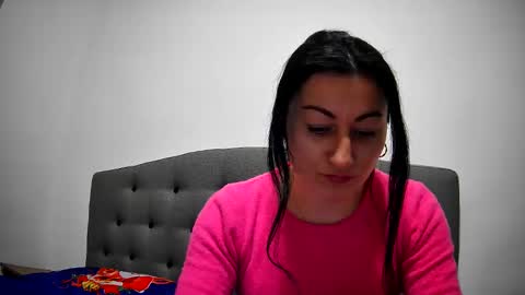 Mikyloveu online show from December 2024 03:59:01 PM