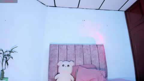 mila_1wood online show from May 2026 12:29:01 AM